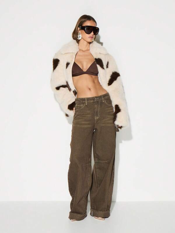 KIZN High Rise Wide Leg Cargo Jeans With Side Pockets And Cuffed Hem For Casual Weekend Outfits