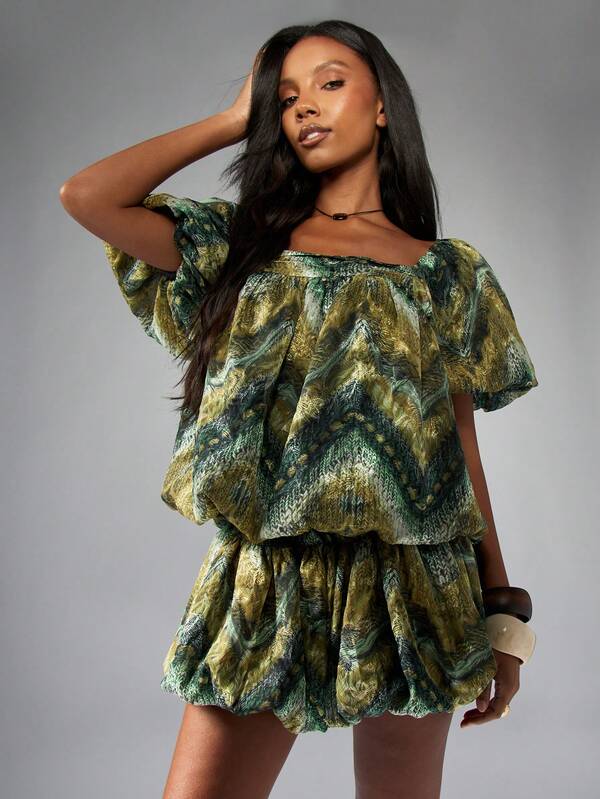 MISSGUIDED Abstract Print Balloon Sleeve Top With Bubble Shorts