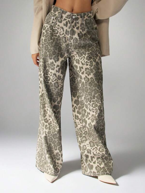 MISSGUIDED Abstract Print Wide Leg Cargo Pants With Pockets