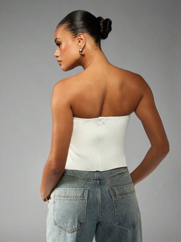MISSGUIDED Asymmetric Hem Structured Bandeau Top With Fitted Design