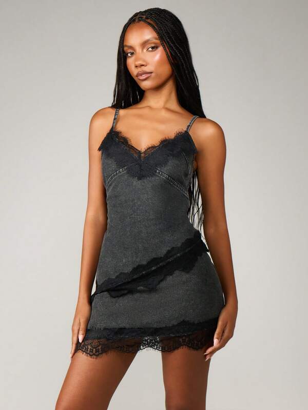 MISSGUIDED Asymmetric Lace Trim Denim Cami