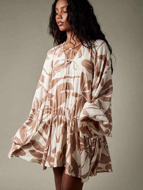 MISSGUIDED Balloon Sleeve Floral Print Mini Dress