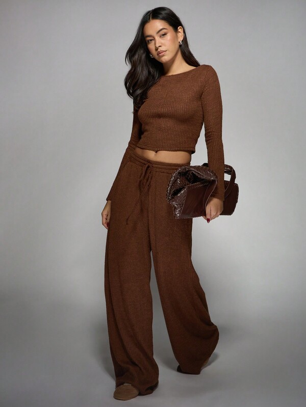 MISSGUIDED Basic Ribbed Long Sleeve Crop Top Layering Piece