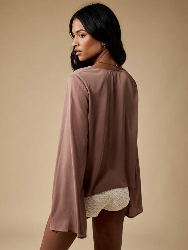 MISSGUIDED Bell Sleeve Plunge Neck Chiffon Draped Flowy Blouse