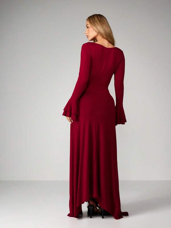 MISSGUIDED Bell Sleeve Scoop Neck Maxi Dress