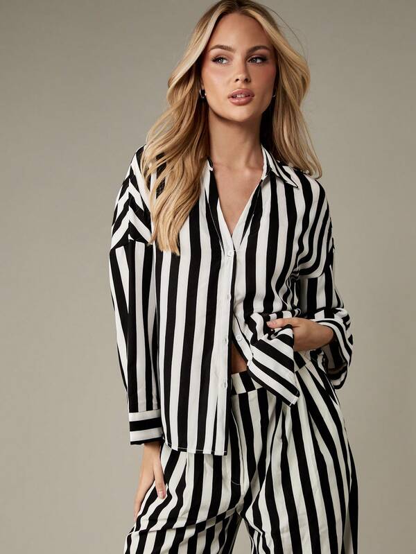 MISSGUIDED Black White Vertical Striped Button Down Collared Blouse