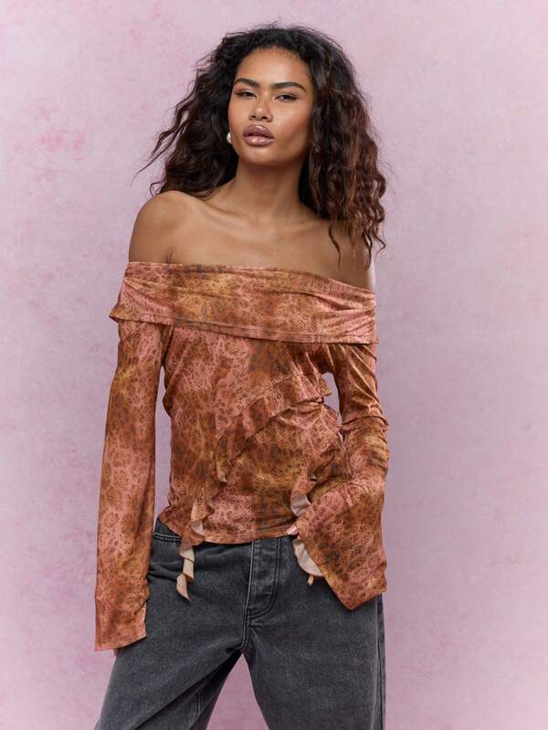 MISSGUIDED Boho Printed Scoop Neck Ruffle Detail Flared Sleeves Top