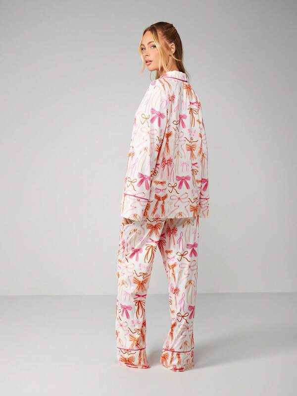 MISSGUIDED Bow Print Pajama Set With Button Top