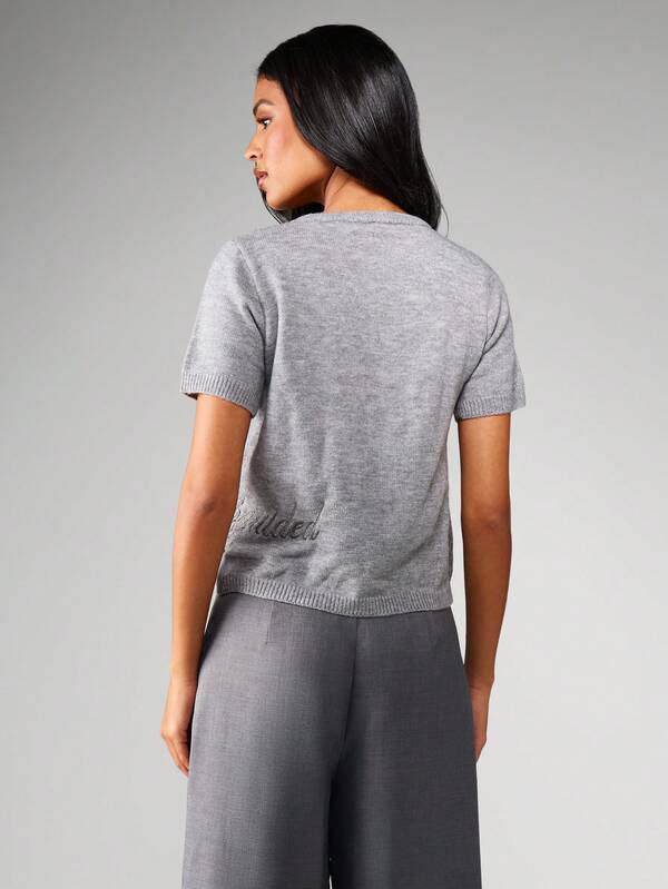 MISSGUIDED Boxy Knit Short Sleeve Top With Embroidery