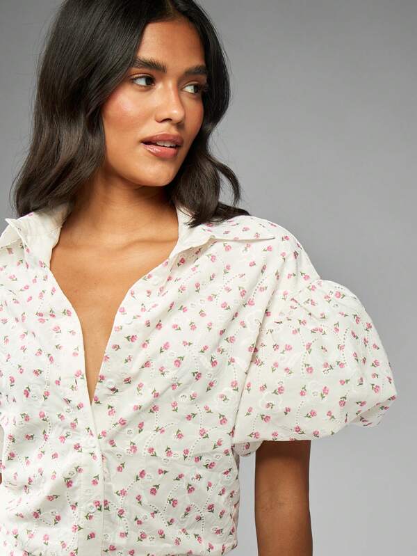 MISSGUIDED Broderie Anglaise Crop Top With Rosette Mini Skirt