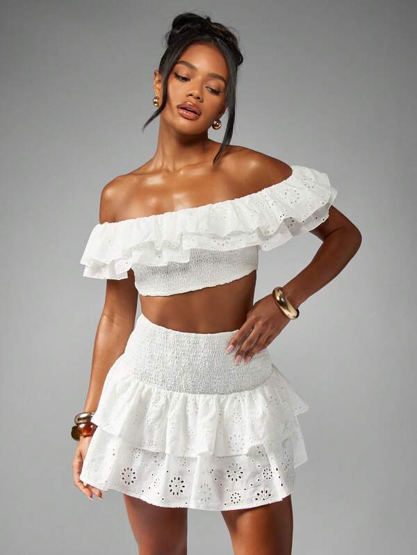 MISSGUIDED Broderie Anglaise Ruffled Crop Top With Tiered Mini Skirt