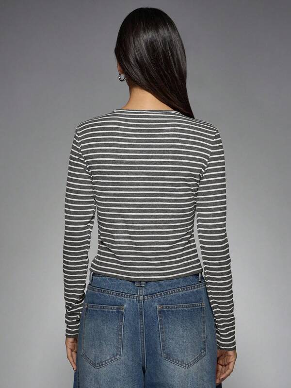 MISSGUIDED Button Front Ribbed Crop Top With Horizontal Stripes