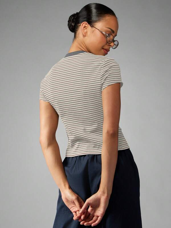 MISSGUIDED Button Front Striped Ribbed Top