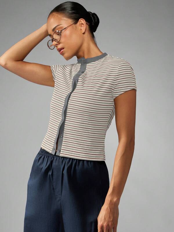 MISSGUIDED Button Front Striped Ribbed Top