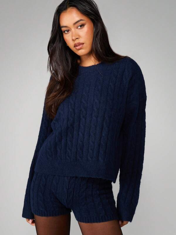 MISSGUIDED Cable Knit Sweater And Hot Pants Set