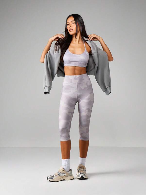 MISSGUIDED Camo Print Cross Back Sports Bra