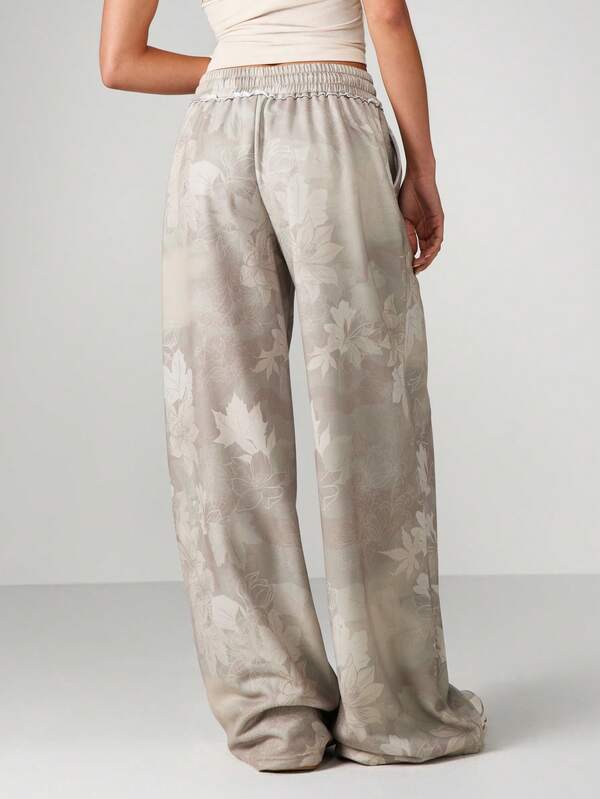 MISSGUIDED Camo Wide Leg Drawstring Pants