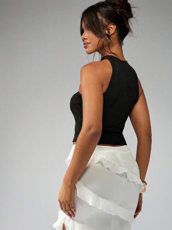 MISSGUIDED Chain Embellished Sleeveless One Shoulder Crop Top