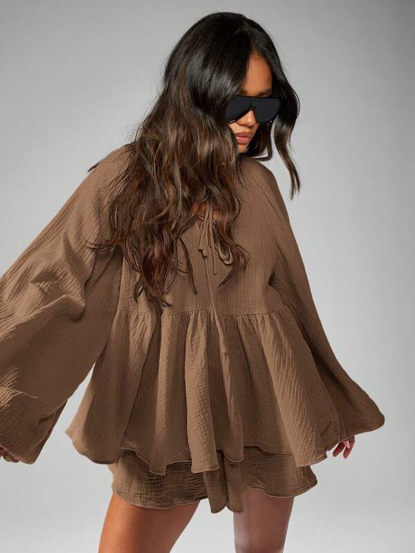 MISSGUIDED Cheesecloth Balloon Sleeve Ruffle Tiered Blouse Floaty Shorts Two-Piece Outfits