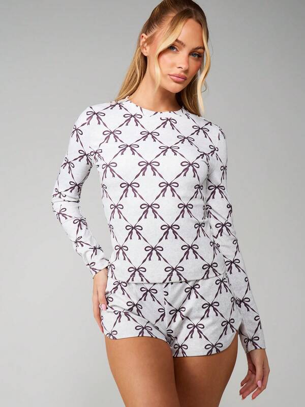 MISSGUIDED Christmas Bow Print Long Sleeve Set With Mini Shorts