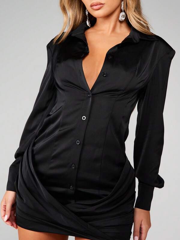 MISSGUIDED Christmas Collared Button Down Bodycon Mini Dress