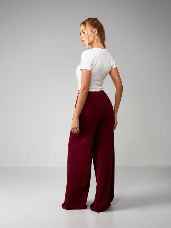 MISSGUIDED Christmas Embroidered Star Pajama Set With Wide Leg Pants