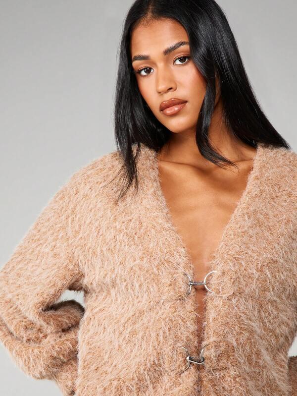 MISSGUIDED Christmas Fluffy Knit Cardigan With Hook Closure