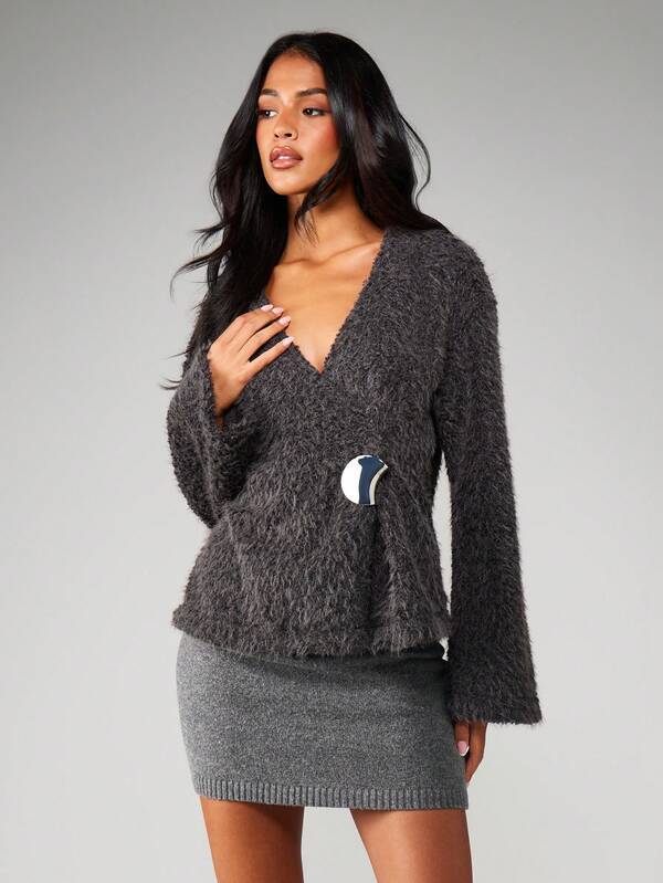 MISSGUIDED Christmas Fuzzy Wrap Cardigan With Pin