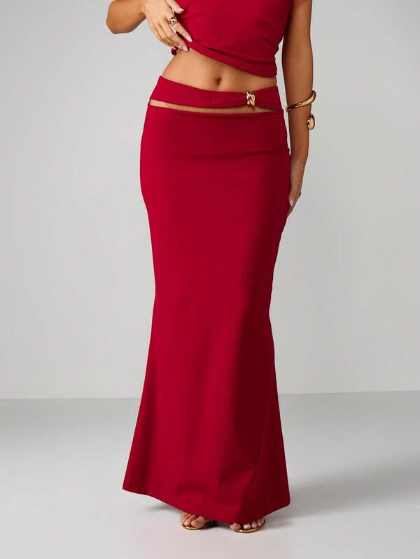 MISSGUIDED Christmas Halter Top And Maxi Skirt Set With Gold Hardware