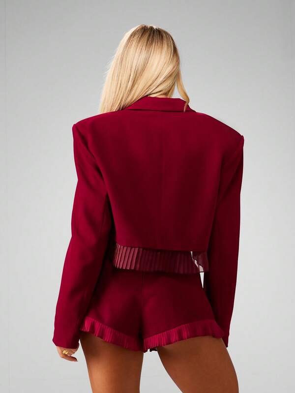 MISSGUIDED Christmas Oversized Cropped Blazer With Pleated Trim
