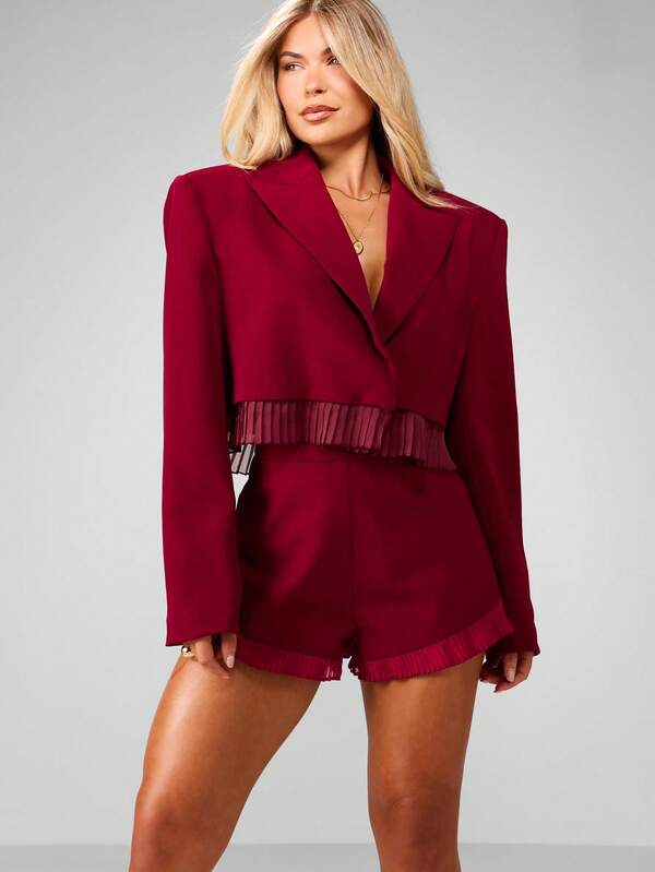 MISSGUIDED Christmas Oversized Cropped Blazer With Pleated Trim