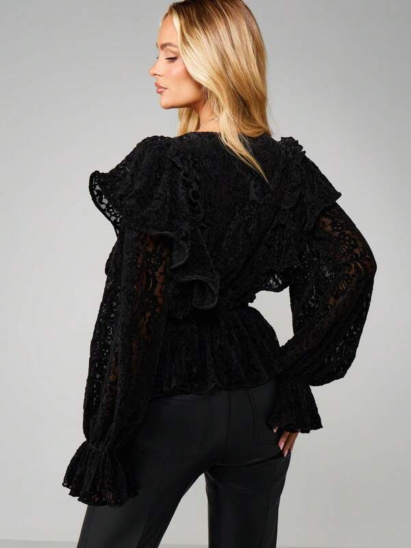 MISSGUIDED Christmas Plunge Neck Lace Blouse With Ruffles