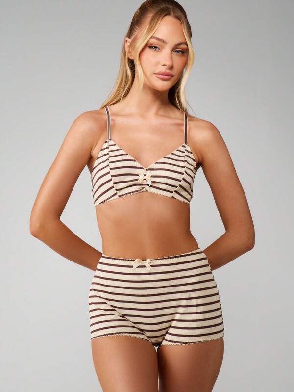 MISSGUIDED Christmas Ribbed Stripe Bralette And Boyshort Set