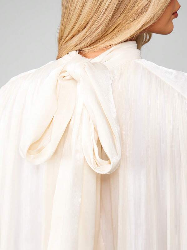 MISSGUIDED Christmas Sleeveless High Neck Pleated Chiffon Blouse