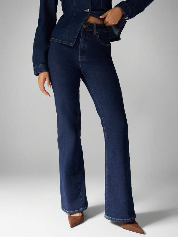 MISSGUIDED Classic Bell Bottom Flared Denim Jeans With Button Details