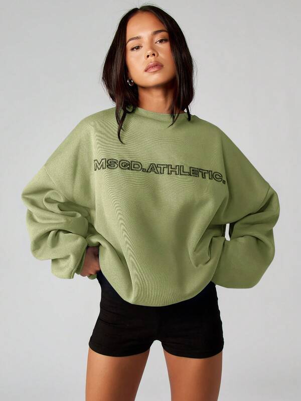 MISSGUIDED Crew Neck Oversized Sweatshirt With Athletic Print For Winter Layering Cozy Casual Comfort And Style