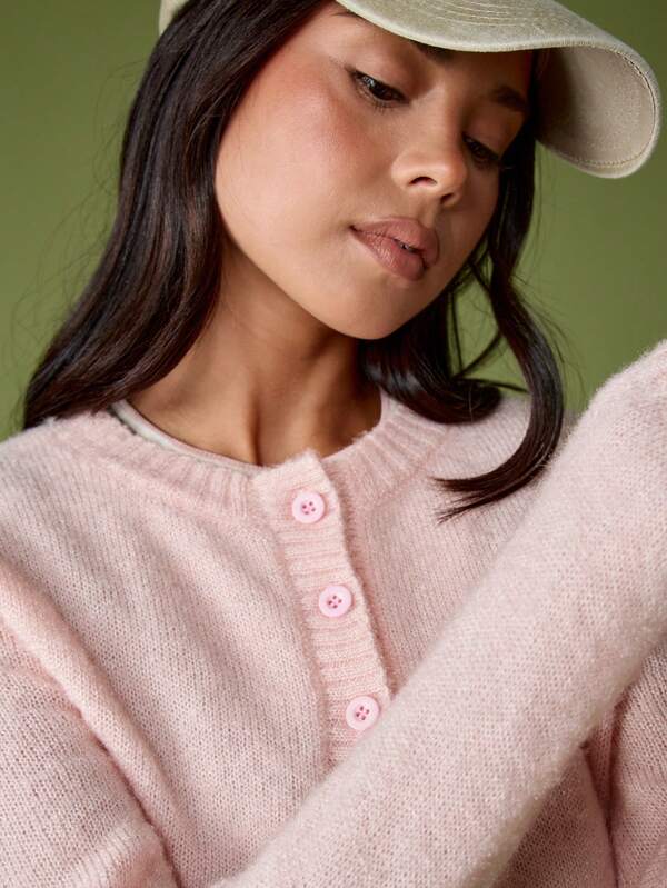 MISSGUIDED Cropped Button Up Cardigan With Hairy Yarn Knit