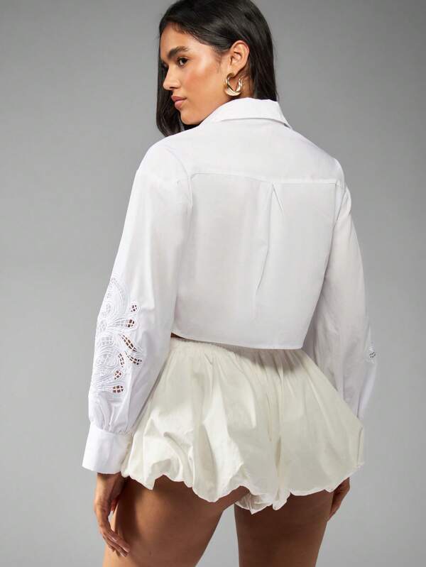 MISSGUIDED Cropped Cotton Blouse With Broderie Anglaise Sleeves And Tie Front