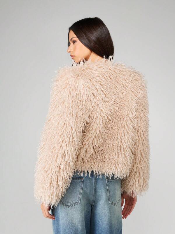 MISSGUIDED Cropped Shaggy Long Hair Faux Fur Jacket