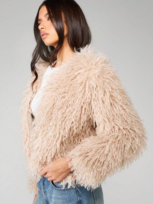 MISSGUIDED Cropped Shaggy Long Hair Faux Fur Jacket