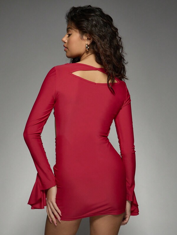 MISSGUIDED Cut Out Long Sleeve Mini Party Dress With Bell Sleeves