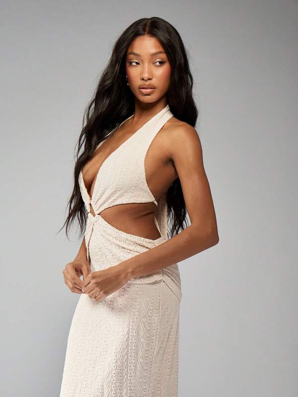 MISSGUIDED Cutout Ruched Plunge Halter Maxi Dress