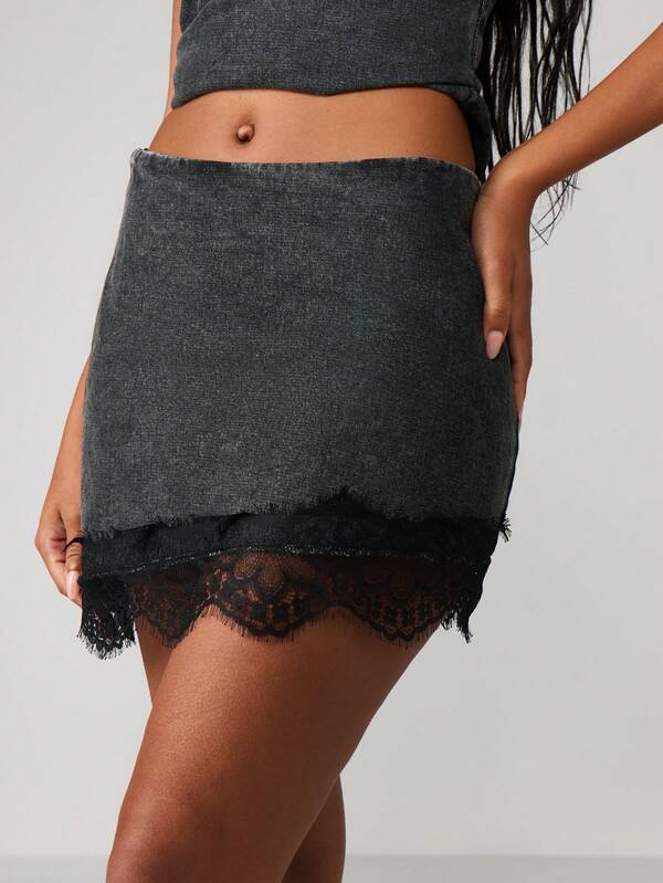 MISSGUIDED Denim Mini Skirt With Lace Trim