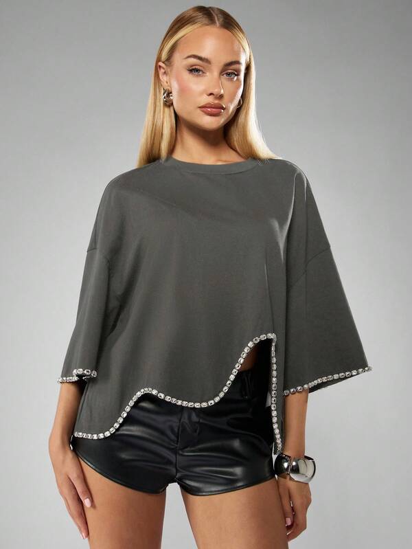 MISSGUIDED Diamante Trim Oversized T-Shirt With Rhinestone Details