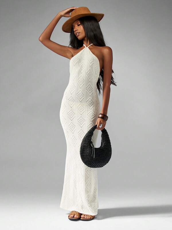 MISSGUIDED Diamond Pattern Halter Neck Maxi Dress With Crochet Design