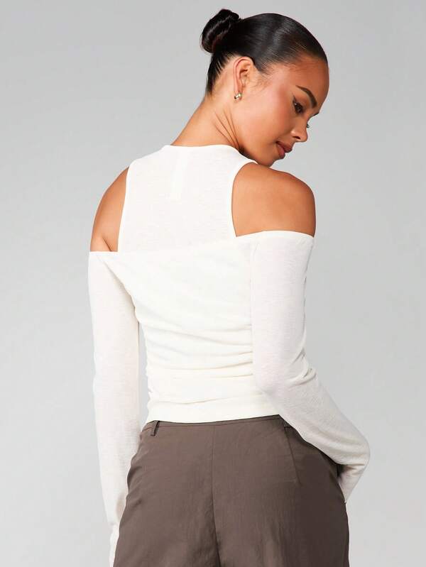 MISSGUIDED Double Layer Cold Shoulder Vest Top With Cut Outs