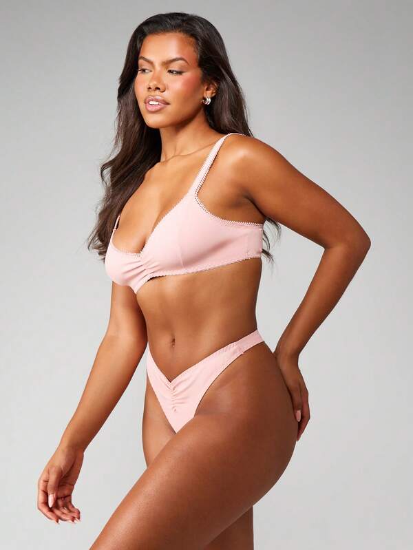 MISSGUIDED Double Lined Bralette With Picot Trim And Ruched Detail