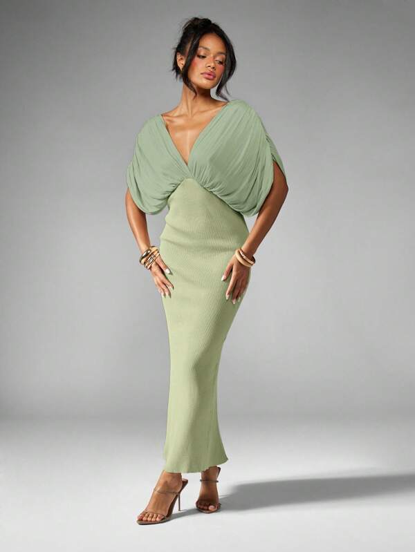 MISSGUIDED Draped Plunge Neck Maxi Dress With Dolman Sleeves