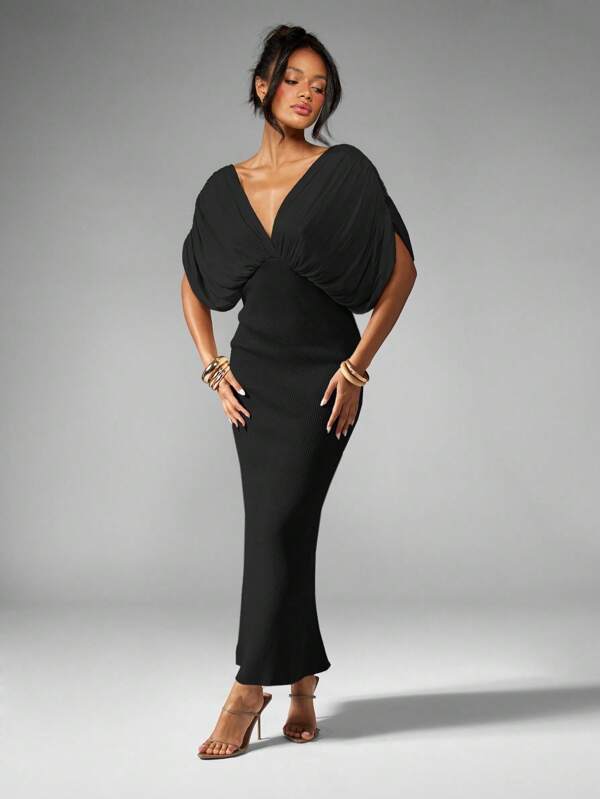 MISSGUIDED Draped Sleeve Maxi Dress With Plunge Neckline