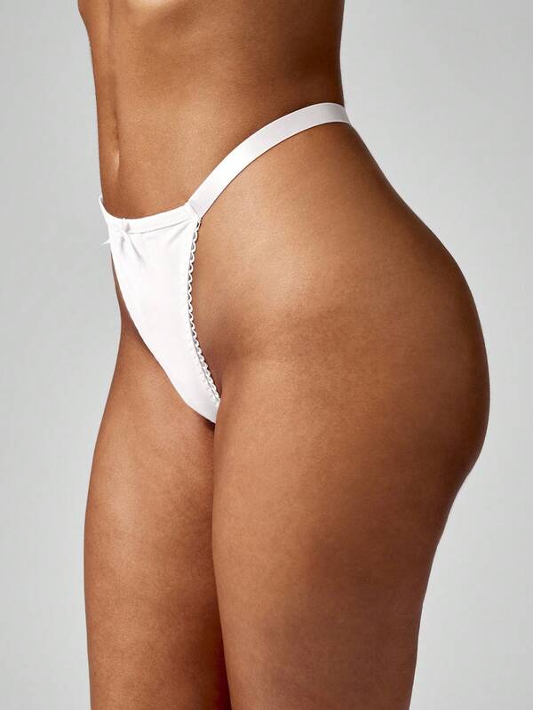 MISSGUIDED Elastic Side Strap Thong With Scalloped Edge